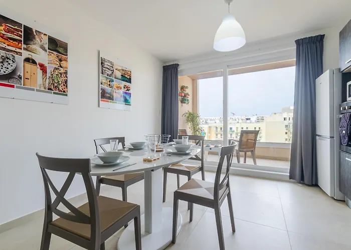 Spacious Brand New Apartment 3 Bdr 2Bth Bugibba