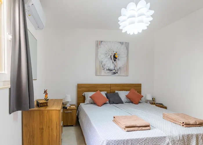 Spacious Brand New Apartment 3 Bdr 2Bth Bugibba