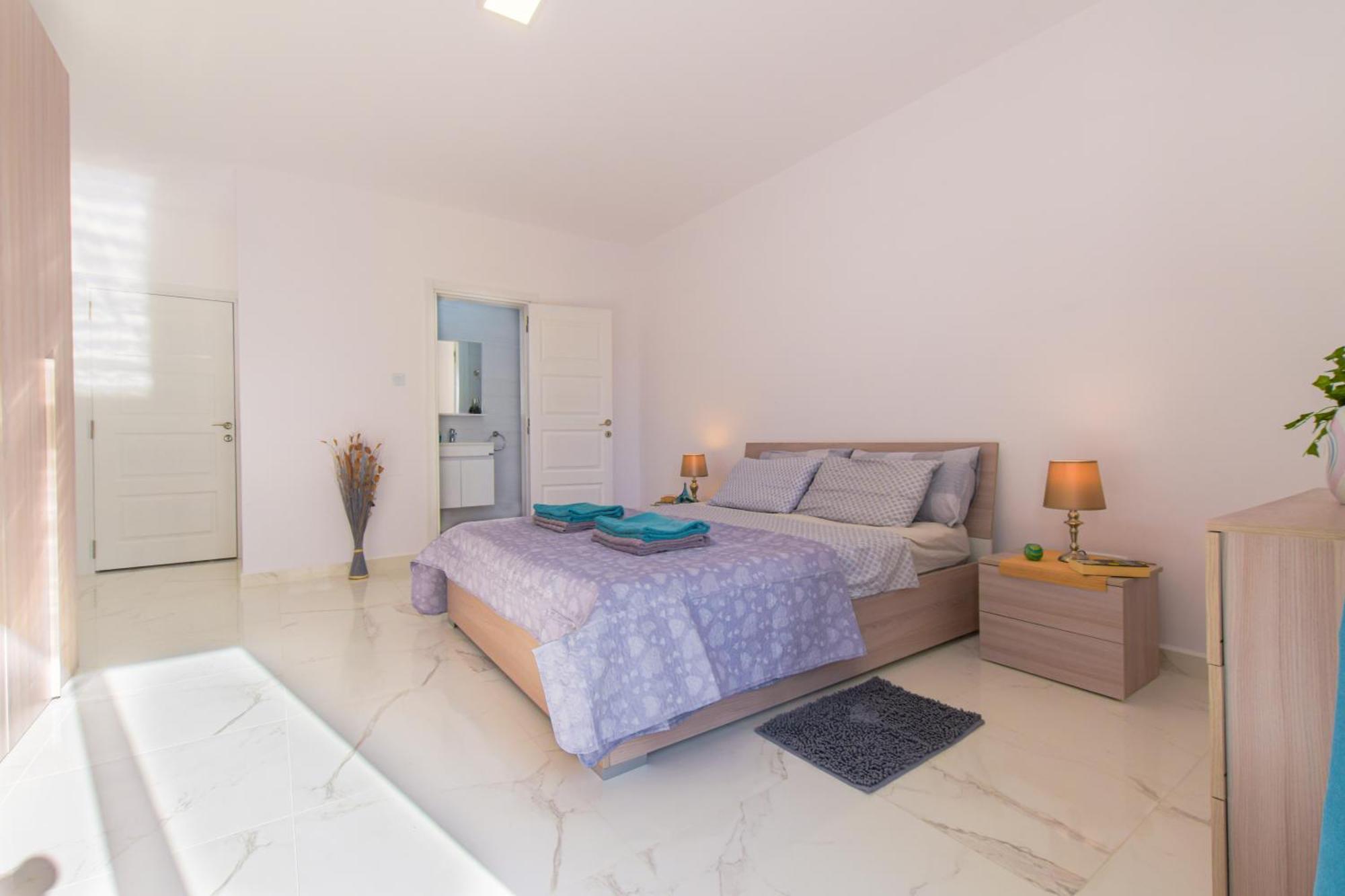 Spacious Brand New 3 Bdr 2bth Bugibba Apartment St. Paul's Bay