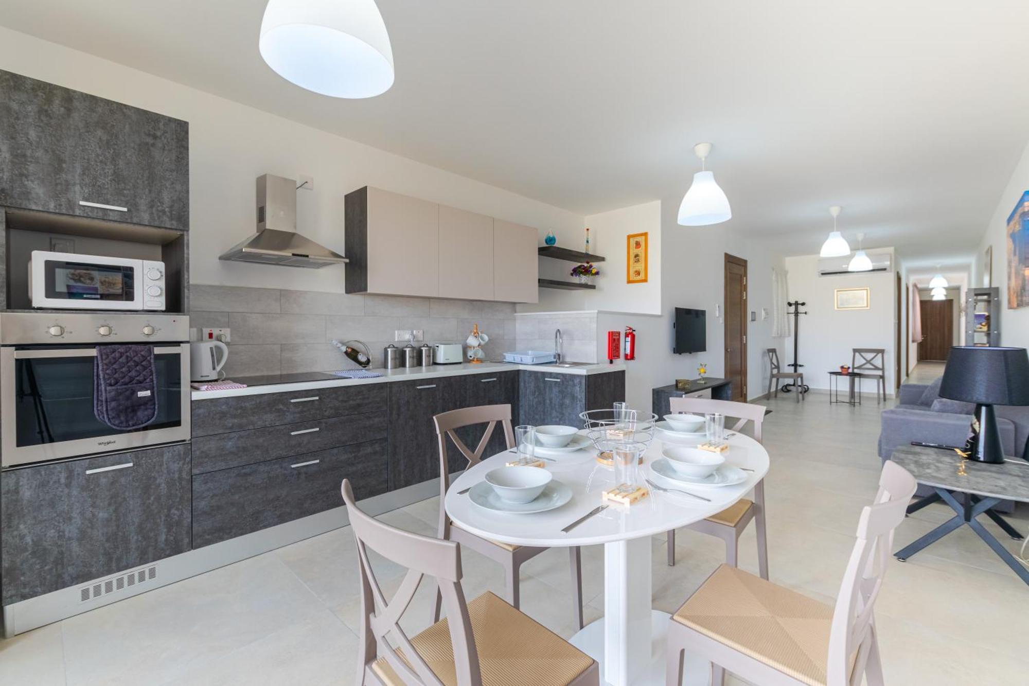 Apartment Spacious Brand New 3 Bdr 2bth Bugibba *