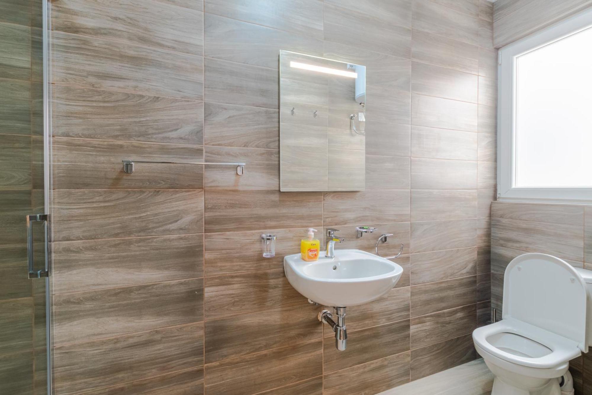 Spacious Brand New 3 Bdr 2bth Bugibba Apartment