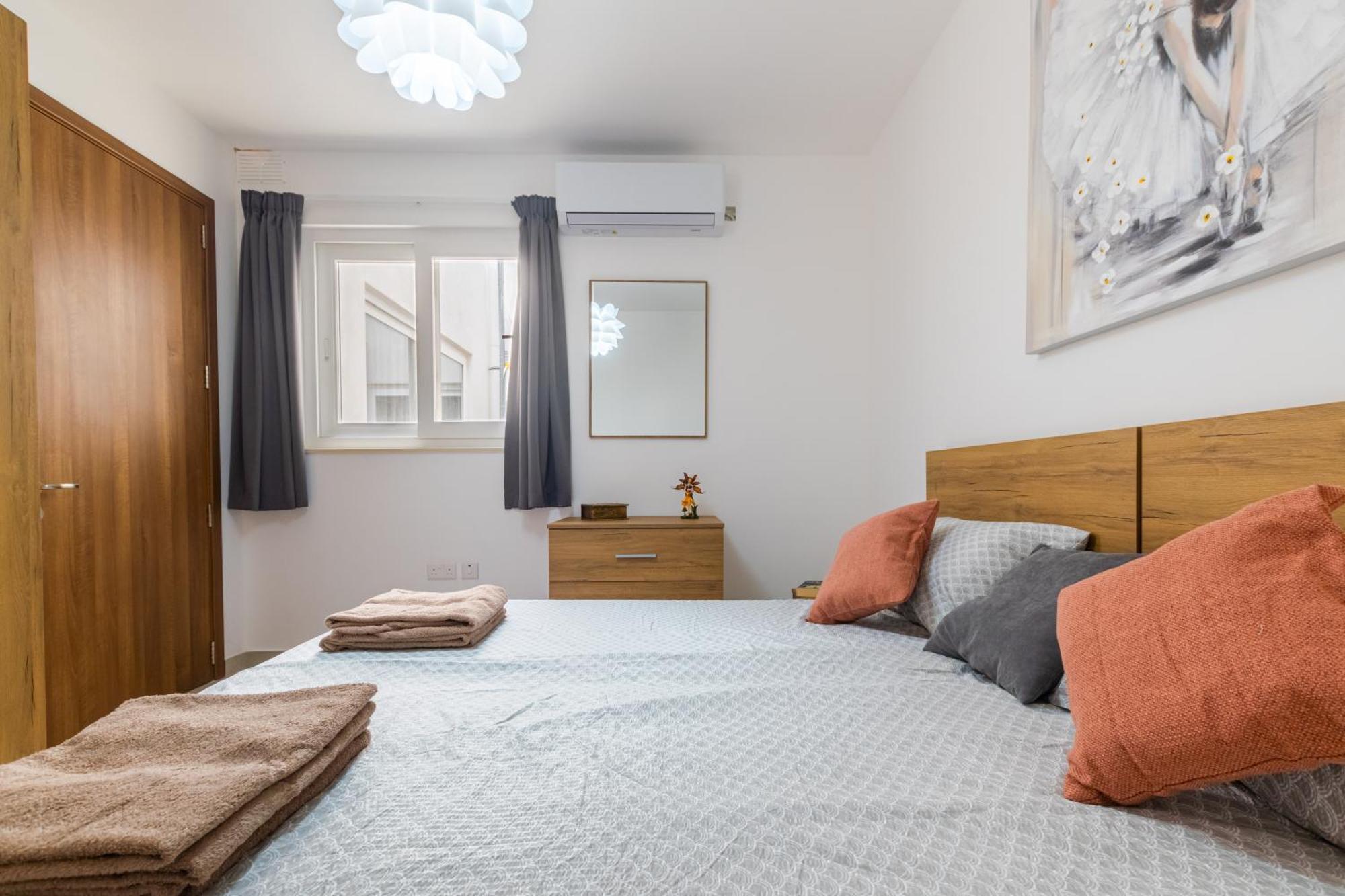 Apartment Spacious Brand New 3 Bdr 2bth Bugibba St. Paul's Bay
