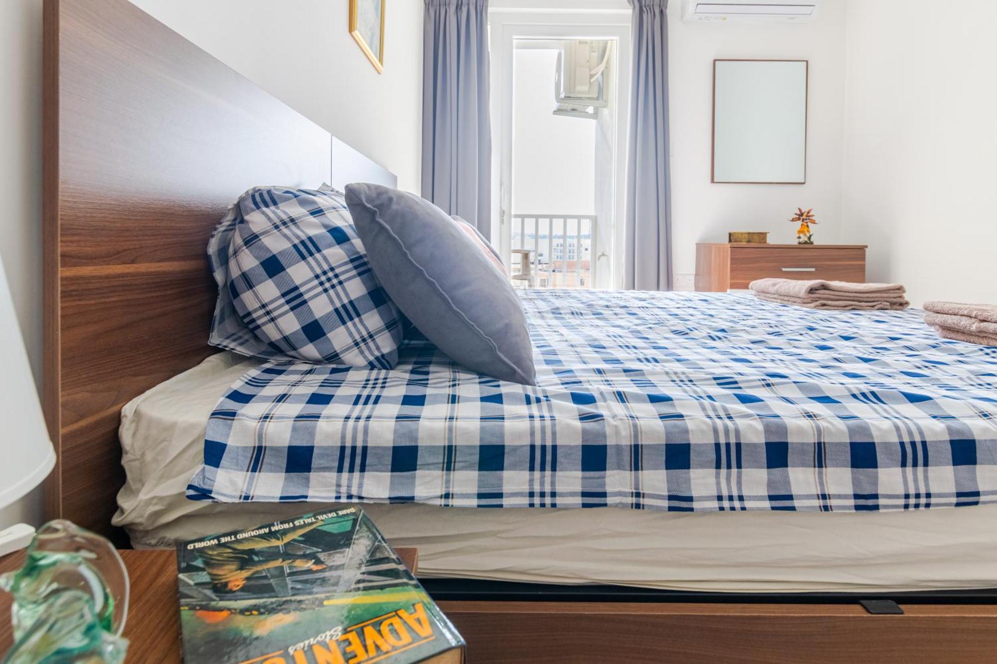 Spacious Brand New 3 Bdr 2bth Bugibba * St. Paul's Bay