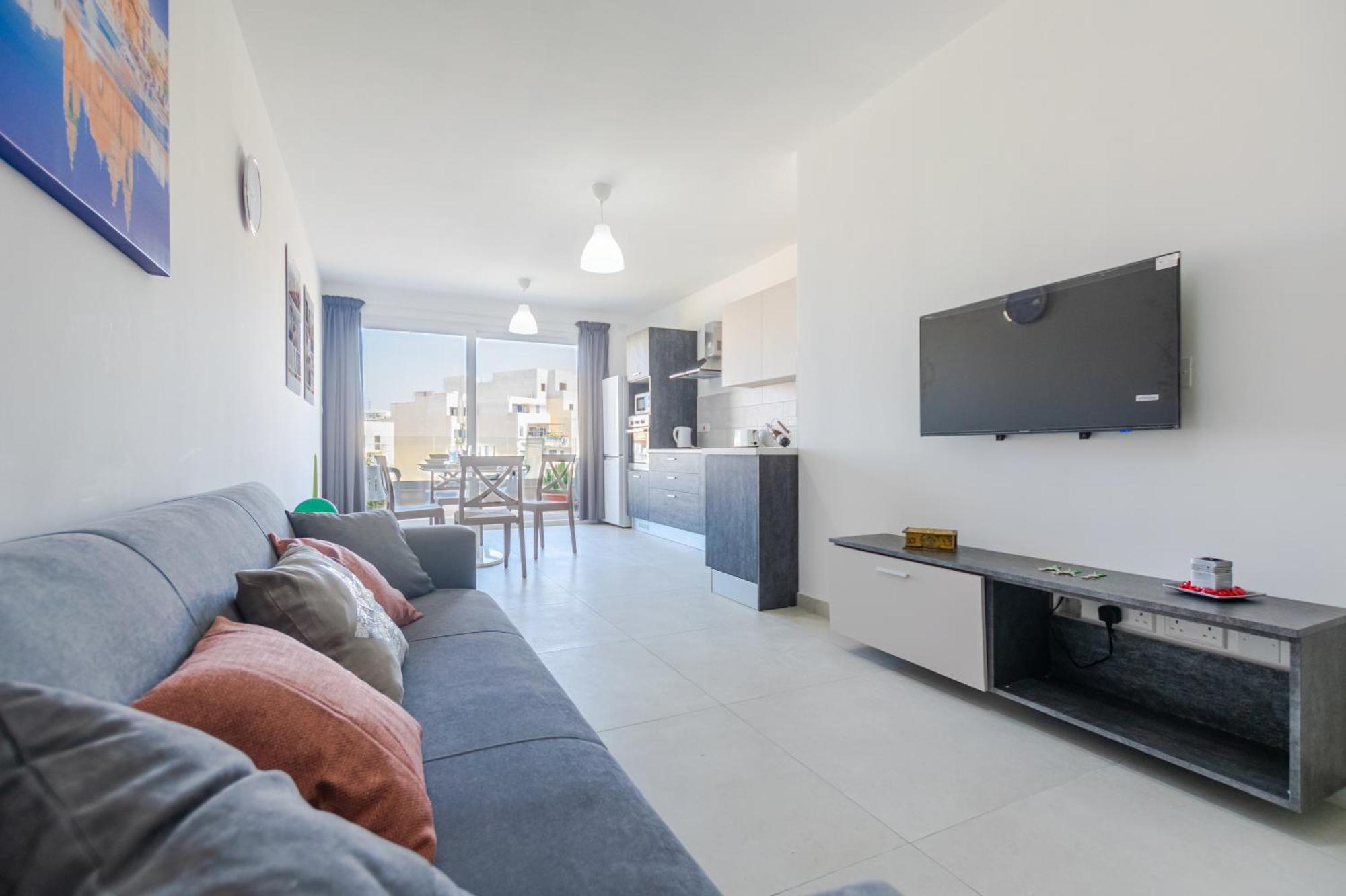 Spacious Brand New 3 Bdr 2bth Bugibba